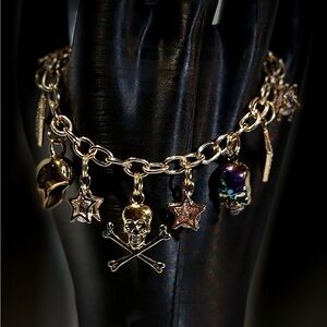 Gold Skull Charm Bracelet